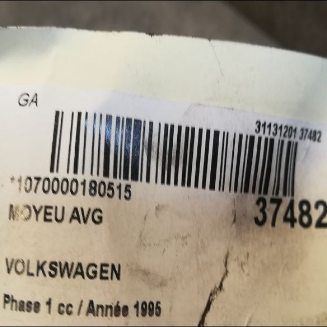 Moyeu avg occasion VOLKSWAGEN TRANSPORTER IV Phase 1 09-1990->03-1996 1.9 D 701498625 3