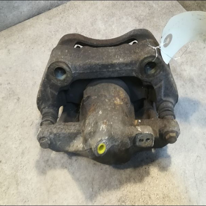 Etrier de frein avant gauche occasion VOLKSWAGEN TRANSPORTER IV Phase 1 09-1990->03-1996 1.9 D 701615123X 2