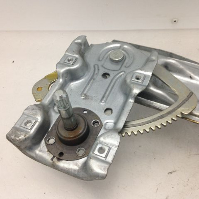 Mecanisme leve-glace arrière droit occasion TOYOTA YARIS III YARIS III Phase 1 2011-03-01->2015-04-30 698300D220 2