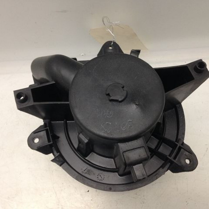 Ventilateur de chauffage occasion FIAT PUNTO II Phase 1 10-1999->05-2003 60 46770817 3