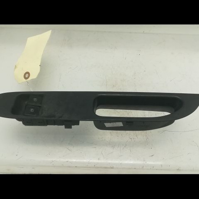 Commande lève-glace porte avant gauche occasion SEAT IBIZA III Phase 1 03-2002->03-2006 1.9 SDI 6Q09598589B9 1