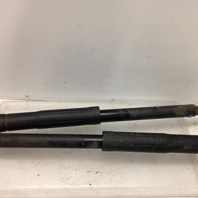 Amortisseur arrière droit occasion TOYOTA YARIS III YARIS III Phase 1 2011-03-01->2015-04-30 485300D850 1