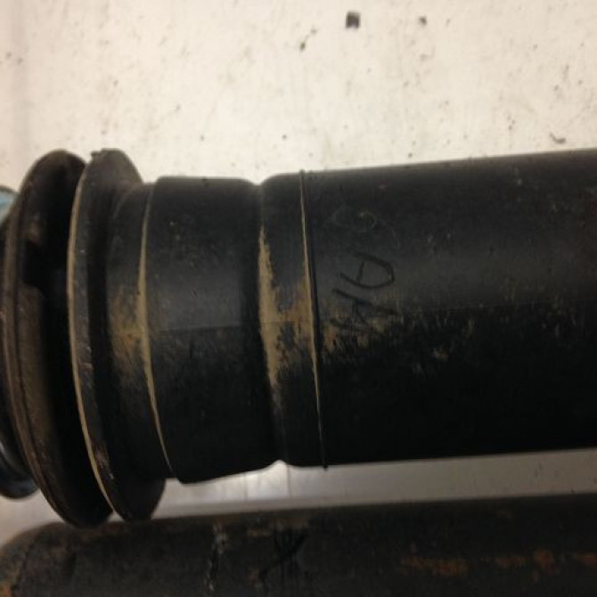 Amortisseur arrière droit occasion TOYOTA YARIS III YARIS III Phase 1 2011-03-01->2015-04-30 485300D850 2