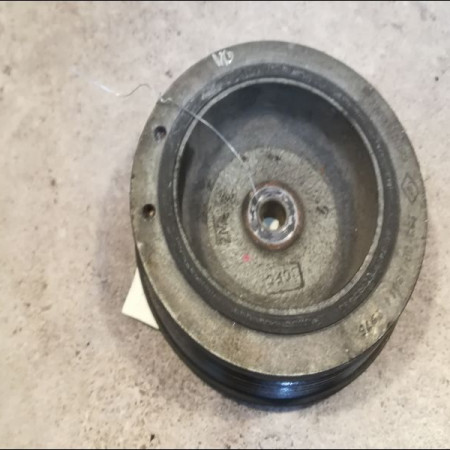 Poulie de vilebrequin occasion RENAULT SCENIC I Phase 2 08-1999->06-2003 1.9 DCI 100ch 8200689702