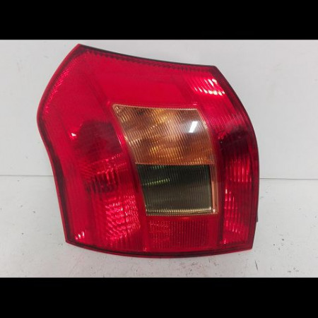 Feu arrière gauche occasion TOYOTA COROLLA VII Phase 1 09-1992->06-1995 1371861