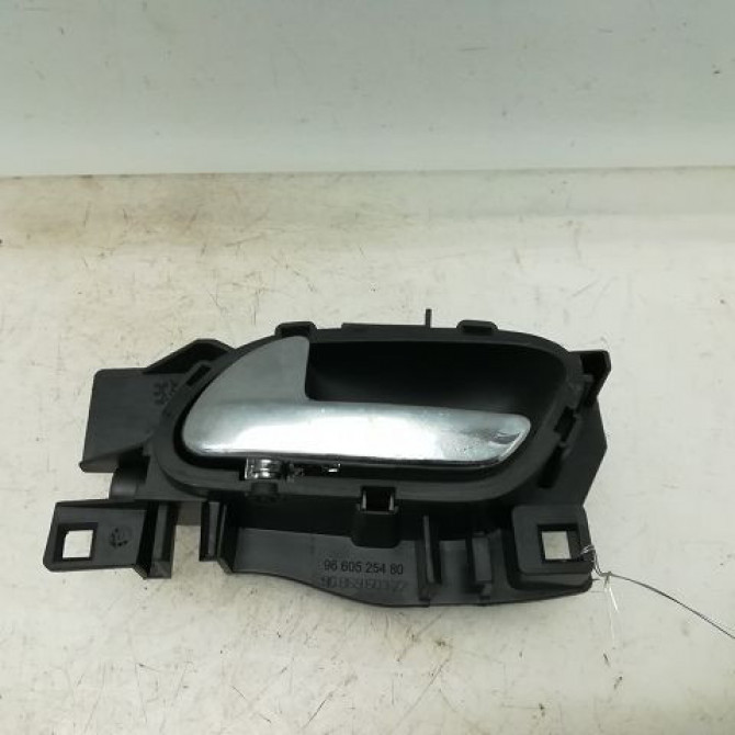 Poignee int porte arg occasion PEUGEOT 308 I Phase 1 09-2007->03-2011 1.6 HDI 8v 112ch 9143Q1 1