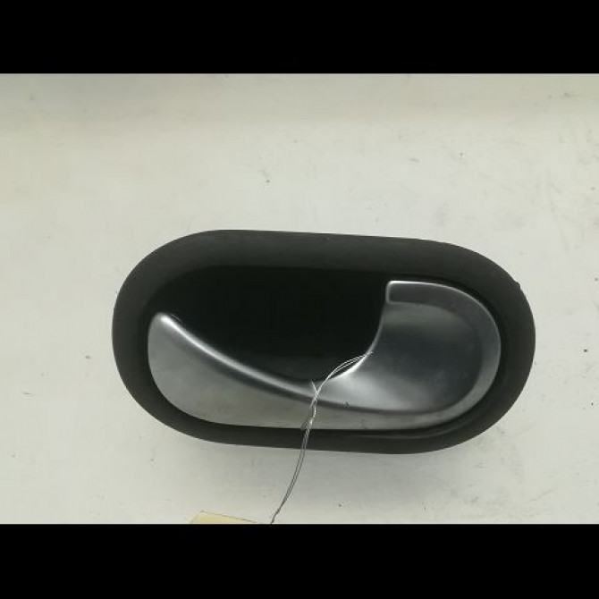 Poignee int porte ard occasion RENAULT SCENIC II Phase 1 03-2004->09-2006 1.5 DCI 100ch 8200843629 1