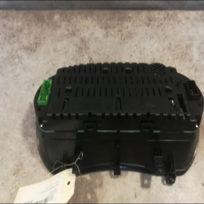 Compteur occasion VOLKSWAGEN POLO IV Phase 2 05-2005->09-2009 1.2 60ch 6Q0920842RXZ06 2