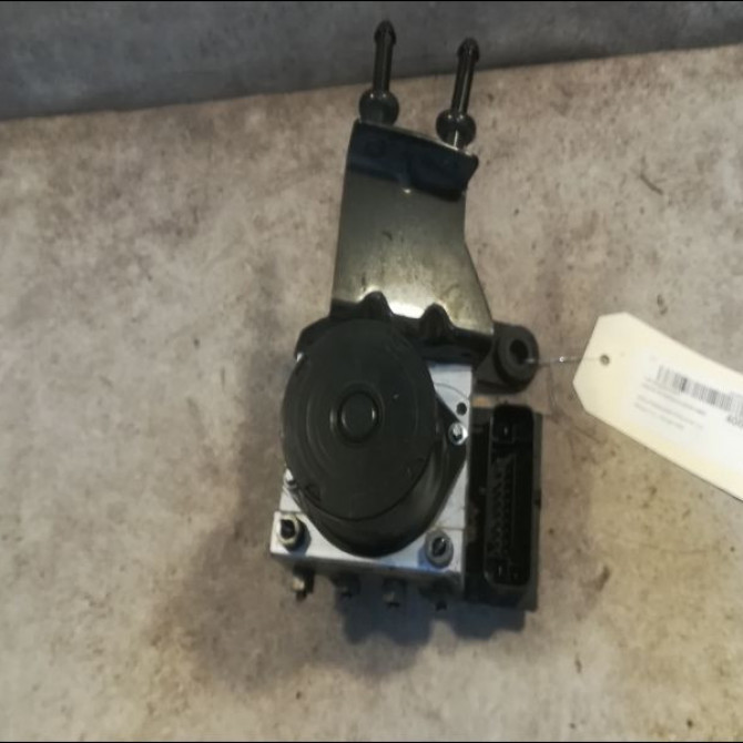 Unité hydraulique ABS occasion VOLKSWAGEN POLO IV Phase 2 05-2005->09-2009 1.2 60ch 6Q0614117AM 2