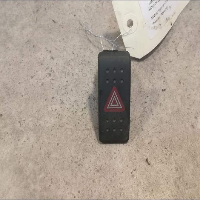 Bouton de warning occasion SUZUKI SWIFT III Phase 1 03-2005->09-2011 1.3i 90ch 1