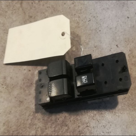 Commande lève-glace porte avant gauche occasion SUZUKI SWIFT III Phase 1 03-2005->09-2011 1.3i 90ch