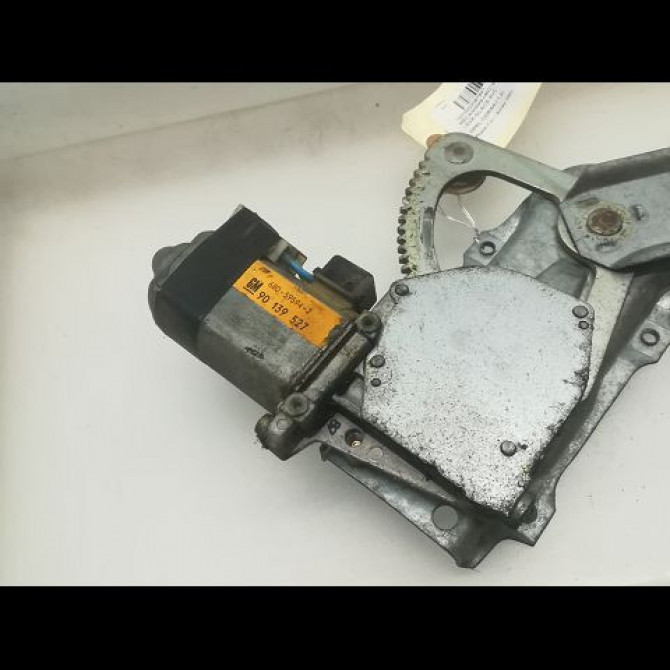 Mecanisme + moteur lève-glace avant droit occasion OPEL CORSA I Phase 2 07-1990->12-1991 1.2i 2