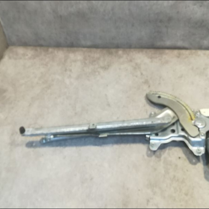 Mecanisme+moteur leve-glace avg occasion SUZUKI SWIFT III Phase 1 03-2005->09-2011 1.3i 90ch 2