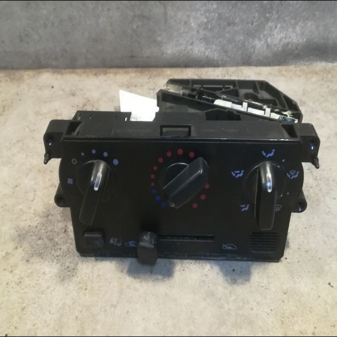 Commande de chauffage occasion NISSAN MICRA II Phase 1 10-1992->09-1996 2751598B00 1
