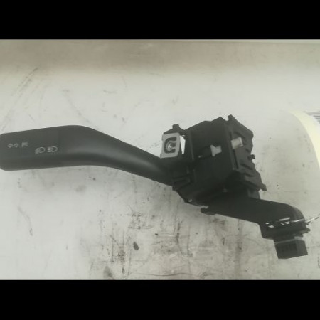 Commande clignotant occasion VOLKSWAGEN GOLF V Phase 1 11-2003->10-2008 1.9 TDI 90ch 3C8941431XSH