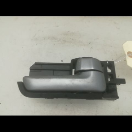 Poignee int porte ard occasion SUZUKI SWIFT III Phase 1 03-2005->09-2011 1.3i 90ch 8311062J10BWL