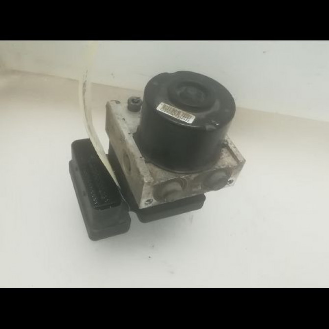 Unité hydraulique ABS occasion FORD FIESTA V Phase 2 10-2005->10-2008 1.3i 1467717 2
