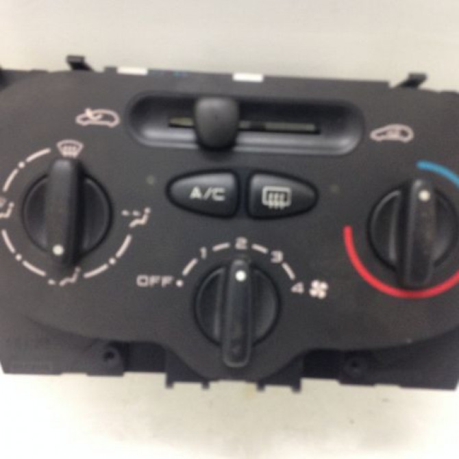 Commande de chauffage occasion PEUGEOT 206 1