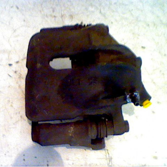 Etrier de frein avant gauche occasion RENAULT SCENIC I Phase 1 09-1996->08-1999 7701205832 1