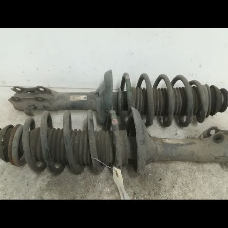 Amortisseur avant droit occasion VOLKSWAGEN POLO III Phase 1 10-1994->11-1999 1.3 6N0413031K