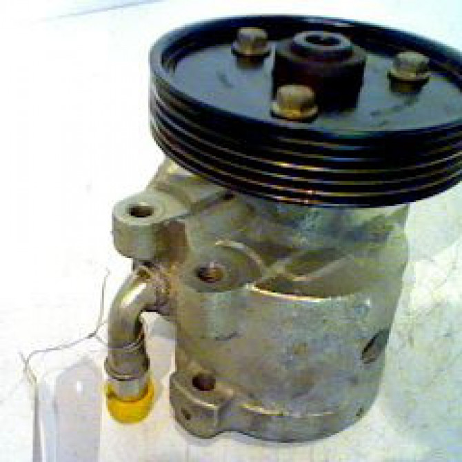 Pompe direction assistee occasion RENAULT LAGUNA I Phase 2 04-1998->11-2000 1.9 DTI 7700419156 1