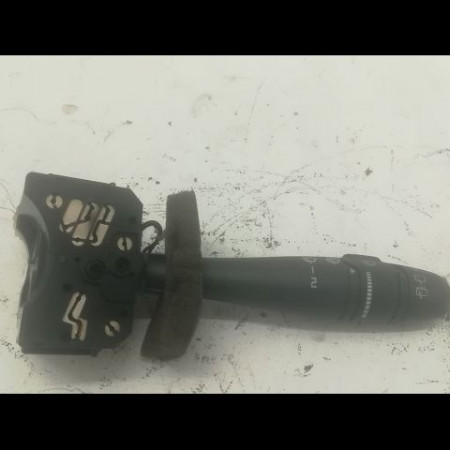 Commande essuie glace occasion RENAULT LAGUNA I Phase 2 04-1998->11-2000 1.9 DTI 7701045921