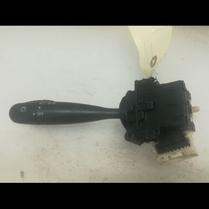 Commande clignotant occasion TOYOTA YARIS I Phase 1 04-1999->03-2003 1.3 8414052020 1