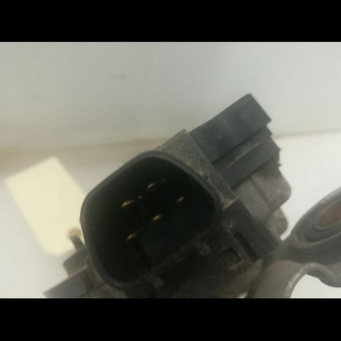 Moteur essuie-glace avant occasion TOYOTA YARIS I Phase 1 04-1999->03-2003 1.3 8511052010 3