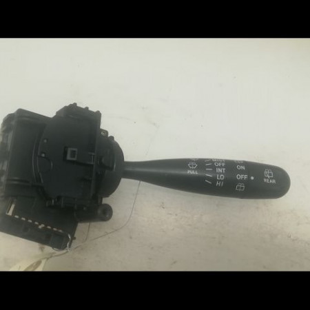 Commande essuie glace occasion TOYOTA YARIS I Phase 1 04-1999->03-2003 1.3 8465252040