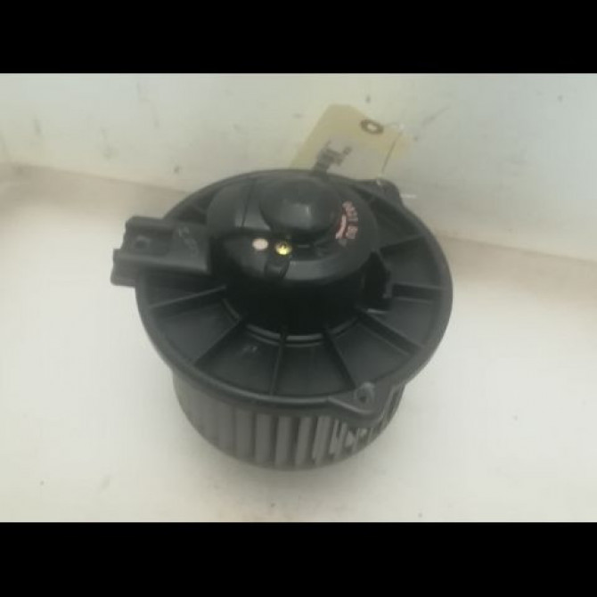 Ventilateur de chauffage occasion TOYOTA YARIS I Phase 1 04-1999->03-2003 1.3 8710352060 1