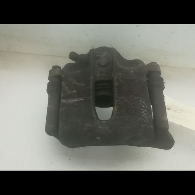 Etrier de frein avant droit occasion PEUGEOT 405 Phase 2 07-1992->06-1996 1.9 D 441038 1