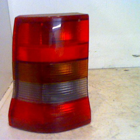 Feu arrière gauche occasion OPEL ASTRA I Phase 2 07-1994->03-1998 1.7 D 90510614