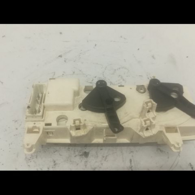 Commande de chauffage occasion RENAULT MEGANE SCENIC I Phase 1 09-1996->08-1999 1.6 2