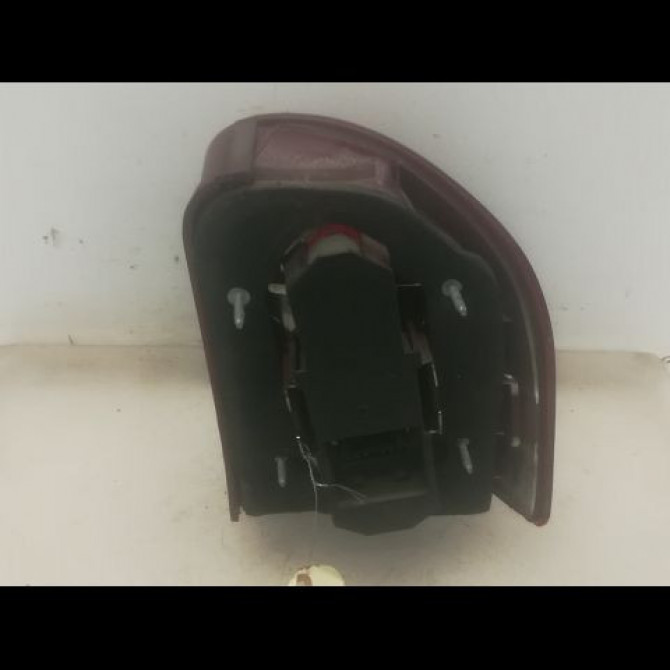 Feu arrière gauche occasion FORD MONDEO I Phase 2 10-1996->09-2000 1.8 TD 1090090 2