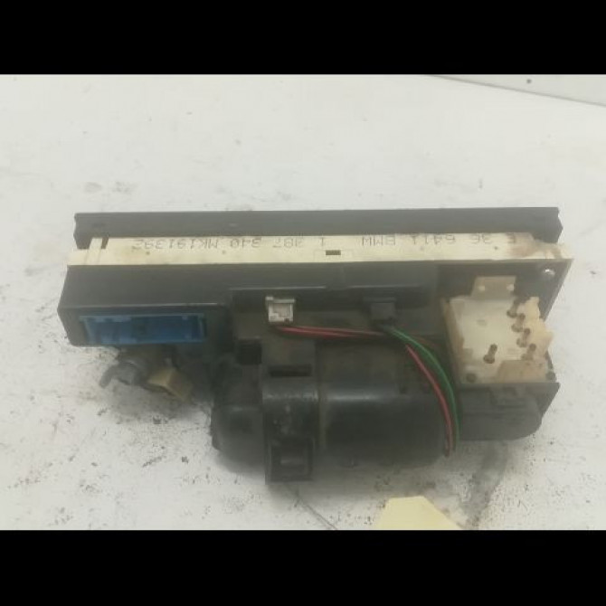 Commande de chauffage occasion B.M.W. SERIE 3 III Phase 1 01-1991->04-1998 325td 2