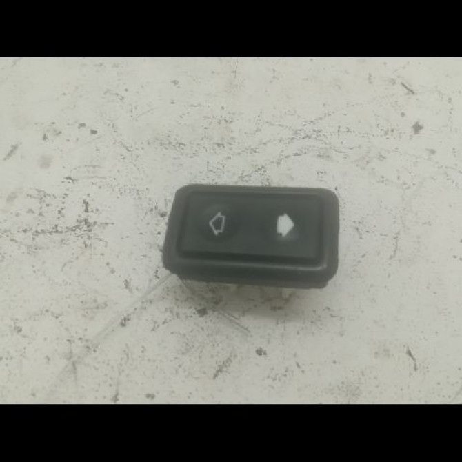 Commande lève-glace porte avant droite occasion B.M.W. SERIE 3 III Phase 1 01-1991->04-1998 325td 1