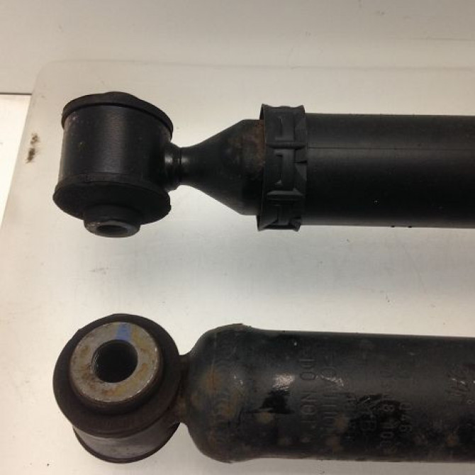 Amortisseur arrière droit occasion PEUGEOT 208 Phase 2 04-2015->... 9804627180 3