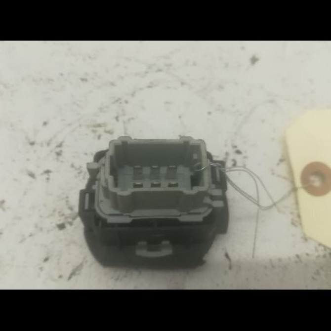 Commande lève-glace porte avant droite occasion RENAULT VELSATIS Phase 1 01-2002->04-2005 2.2 DCI 150ch 2