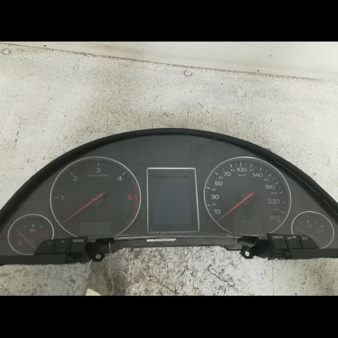 Compteur occasion AUDI A4 II Phase 1 01-2001->11-2004 1.9 TDi 130ch 8E0920985R 1