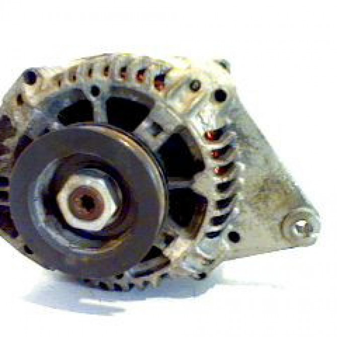 Alternateur occasion RENAULT MEGANE I Phase 1 11-1995->03-1999 1.4 7700424585 1