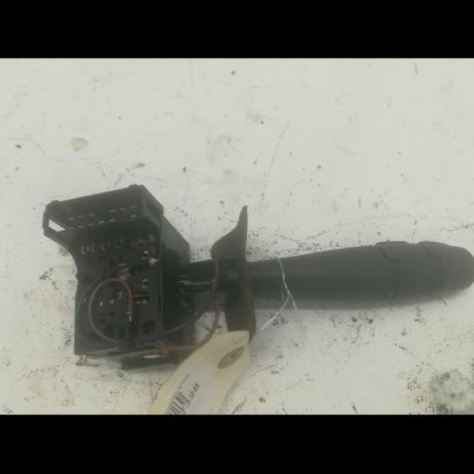 Commande clignotant occasion RENAULT LAGUNA I Phase 1 01-1994->04-1998 1.8 7701038421 2