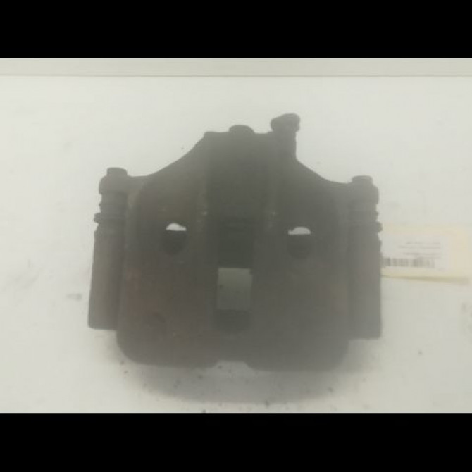 Etrier de frein avant gauche occasion FIAT SCUDO I Phase 1 02-1996->12-2003 1.9 TD 90ch 9946009 1