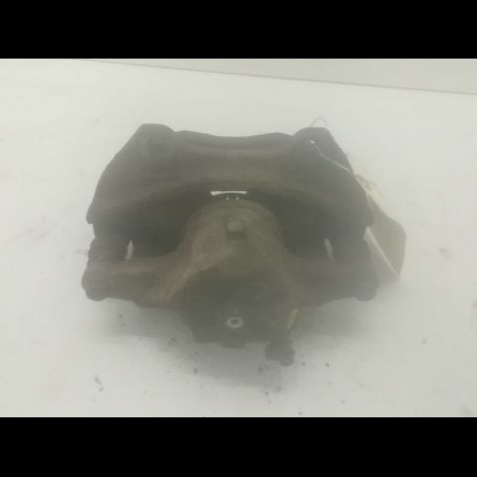 Etrier de frein avant gauche occasion FIAT SCUDO I Phase 1 02-1996->12-2003 1.9 TD 90ch 9946009 2