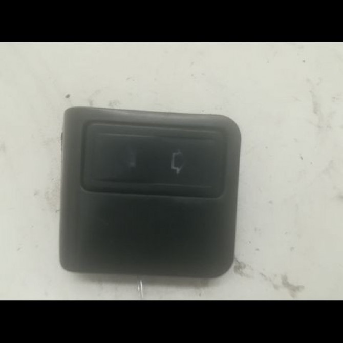 Commande lève-glace porte avant droite occasion CITROEN ZX Phase 2 07-1994->06-1998 1.9 D 1