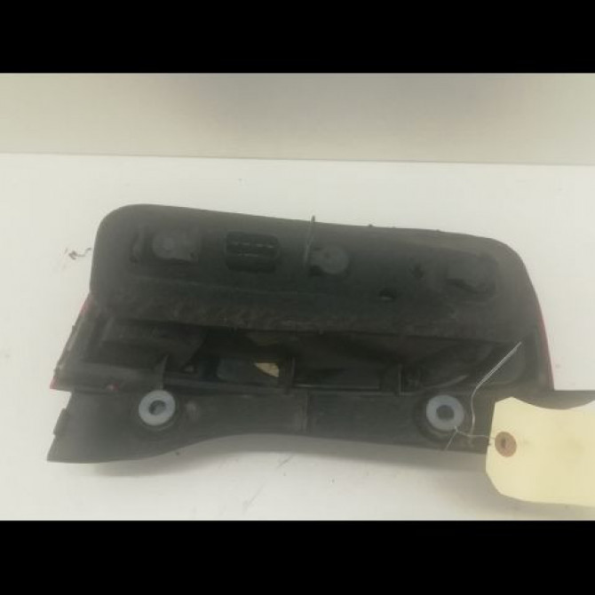 Feu arrière droit occasion NISSAN MICRA III Phase 1 01-2003->07-2005 1.5 DCI 82ch 26554AX720 2