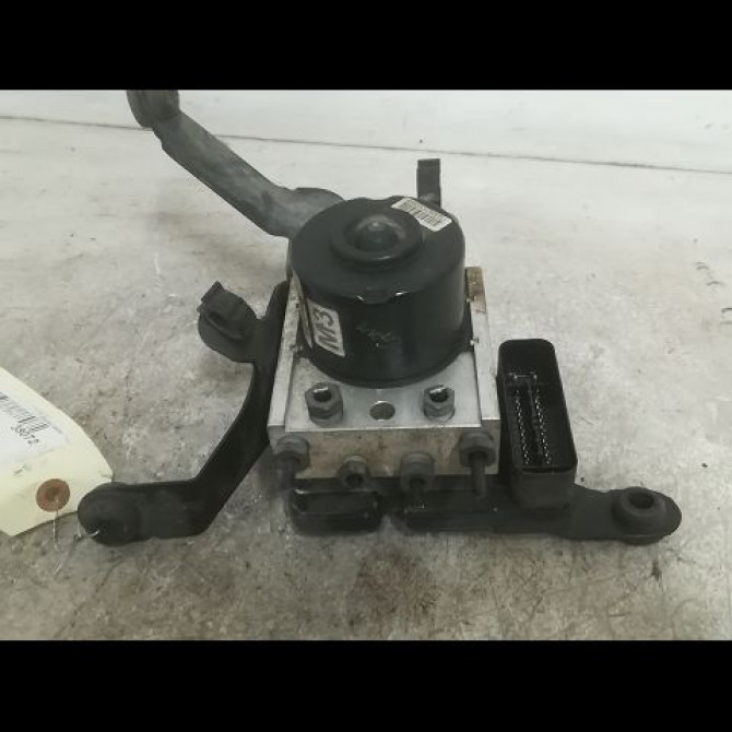 Unité hydraulique ABS occasion FORD FUSION Phase 2 10-2005->09-2011 1.4 TDCI 1467717 1