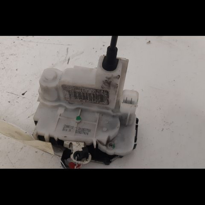 Serrure porte avg occasion FIAT 500 II 500 II Phase 1 2007-07-01->2016-03-31 1.3 D MULTIJET 16v 75ch 51935118 3