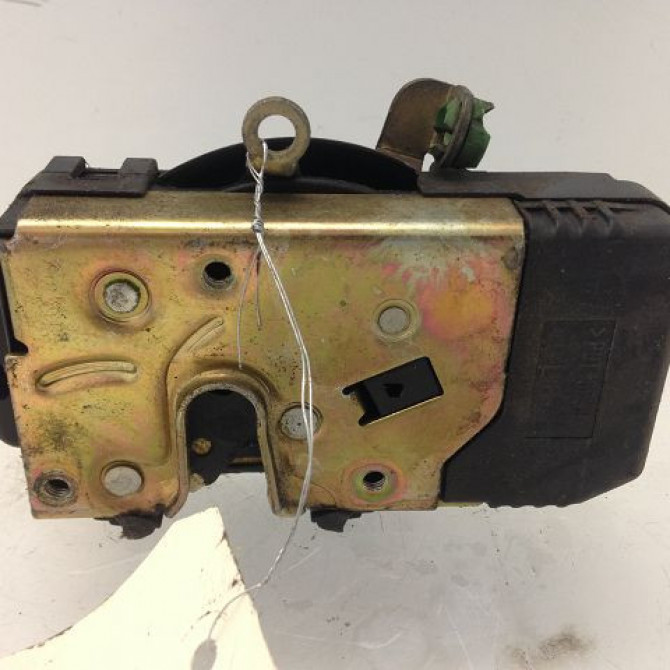 Serrure porte avg occasion OPEL ZAFIRA I Phase 1 03-1999->07-2005 2.0 DI 16v 24444015 3