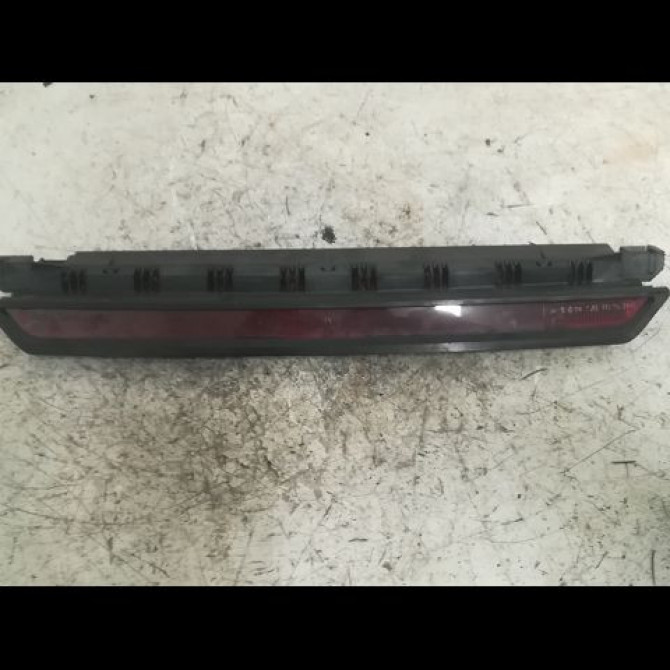 Feux stop supplementaire occasion VOLKSWAGEN PASSAT IV Phase 1 10-1996->10-2000 1.9 TDI 110ch 3B9945121A 1