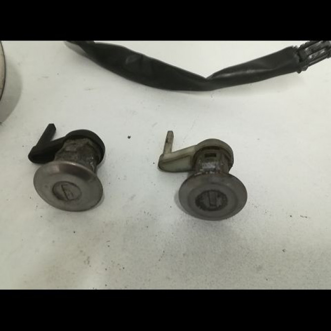 Kit serrures + antivol occasion PEUGEOT 206 Phase 2 02-2003->02-2009 1.4i 75ch 4162NR 2